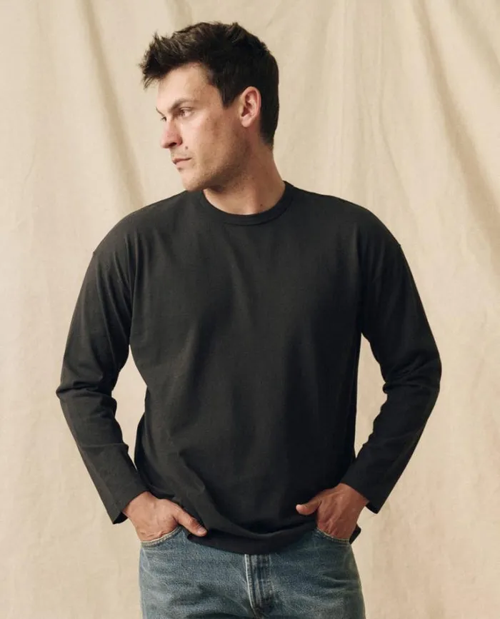 Tshirts Men039s The Great The Men039s Pure Knits Long Sleeve Boxy Crew Almost Black Tshirts Men039s The Great The Men039s Pure Knits Long Sleeve Boxy Crew Almost Black