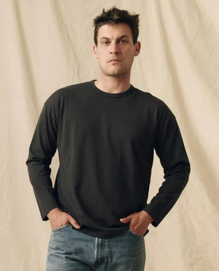 Tshirts Men039s The Great The Men039s Pure Knits Long Sleeve Boxy Crew Almost Black