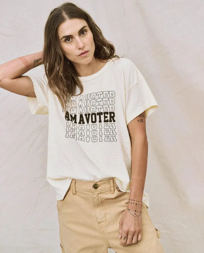 Tshirts Women039s The Great Limited Edition The I Am A Voter Boxy Crew Washed White