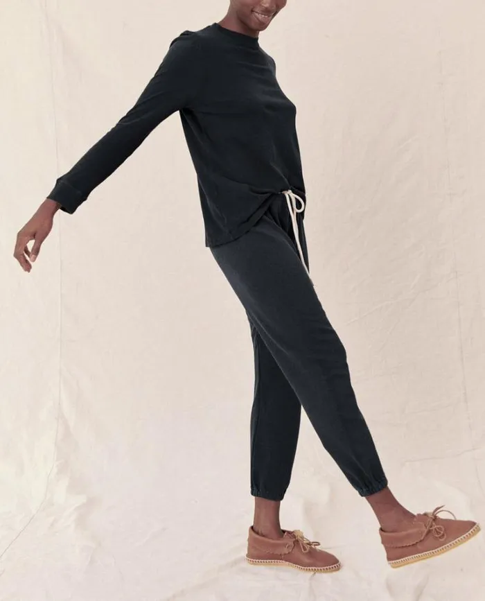 Tops Women039s The Great The Long Sleeve Slim Tee Almost Black