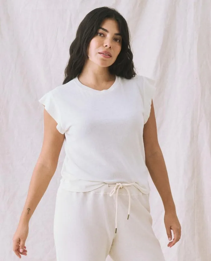 Tops Women039s The Great The Peak Shoulder Tee Washed White