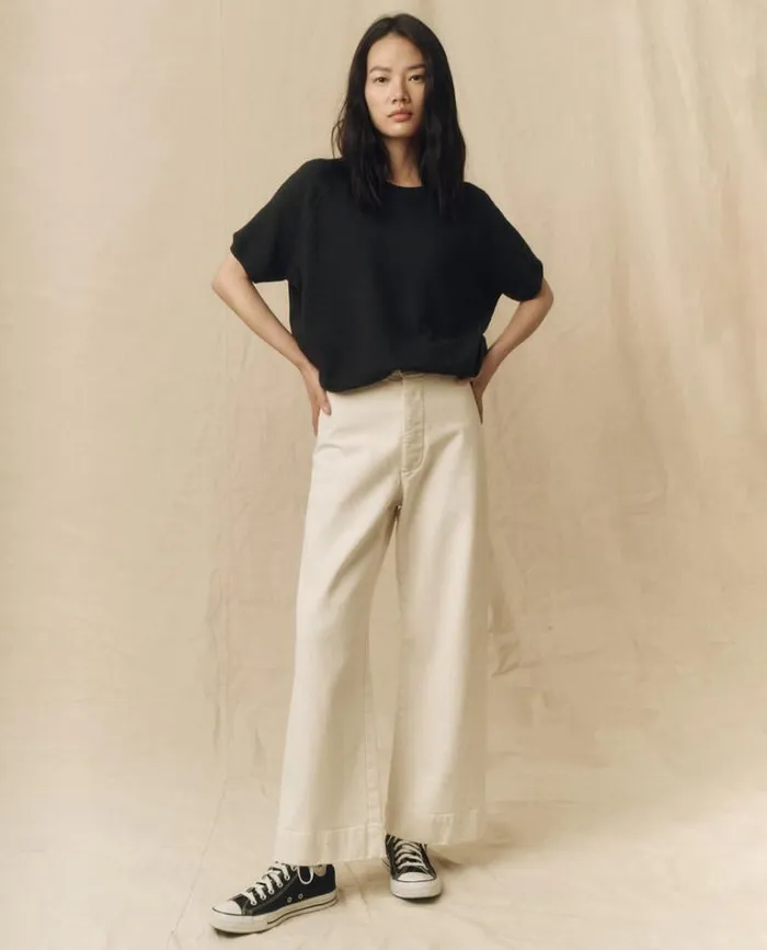 Tops Women039s The Great The Short Sleeve Sweatshirt Almost Black