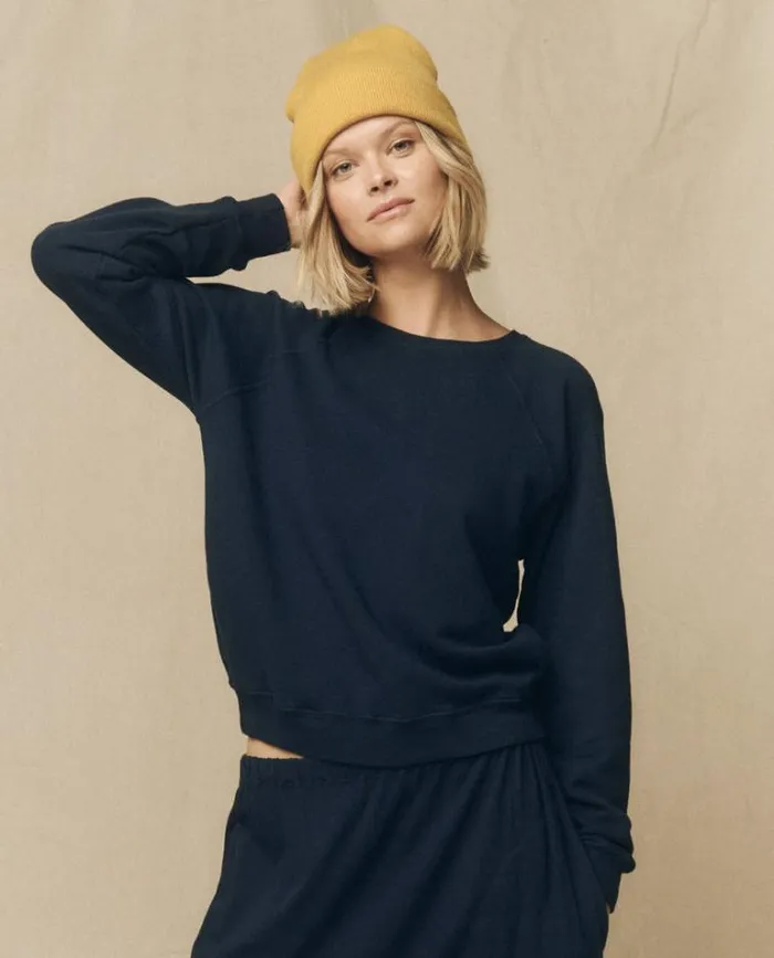 Tops Women039s The Great The Shrunken Sweatshirt True Navy