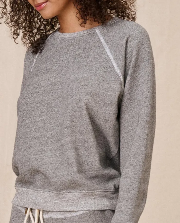 Tops Women039s The Great The Shrunken Sweatshirt Varsity Grey