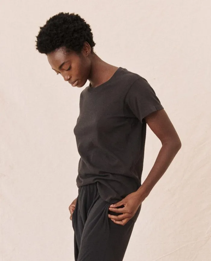 Tops Women039s The Great The Slim Tee Almost Black