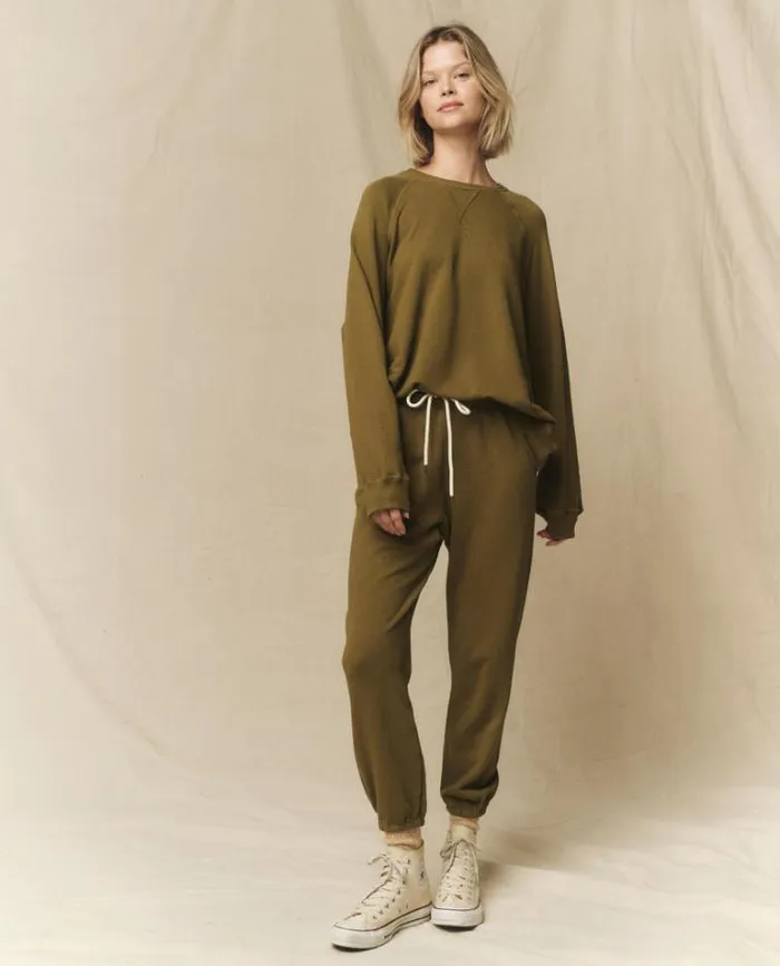 Tops Women039s The Great The Slouch Sweatshirt Fir Green
