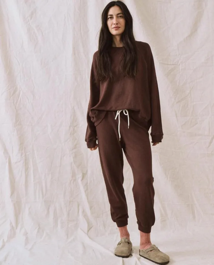 Tops Women039s The Great The Slouch Sweatshirt Toasted Walnut