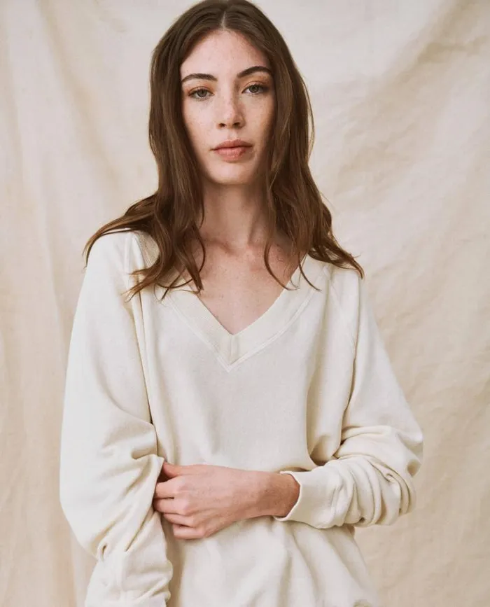 Tops Women039s The Great The VNeck Sweatshirt Washed White