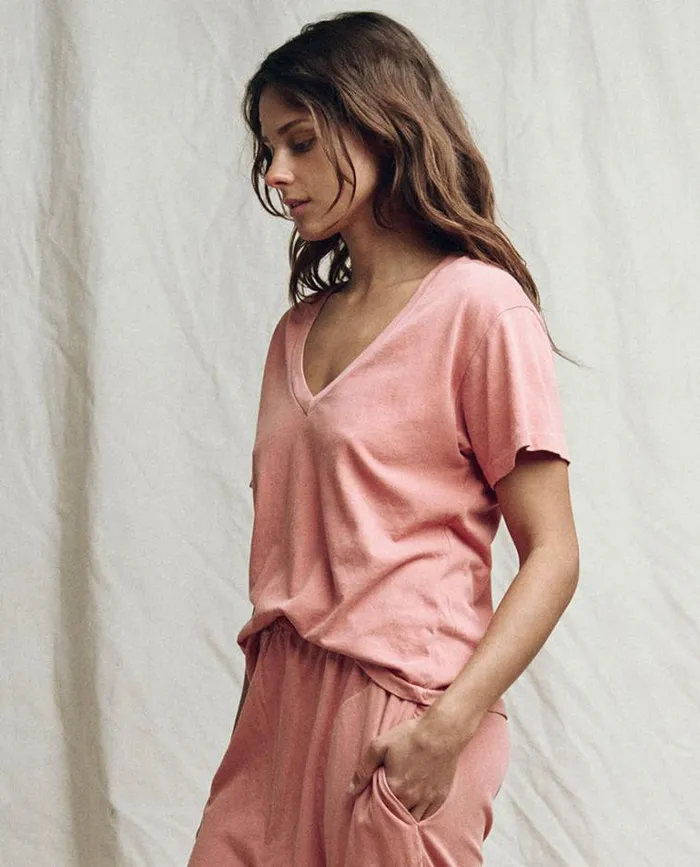 Tops Women039s The Great The VNeck Tee Rose