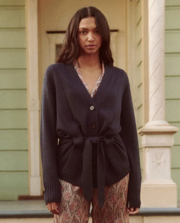 Tops Women039s The Great The Wayward Cardigan Navy
