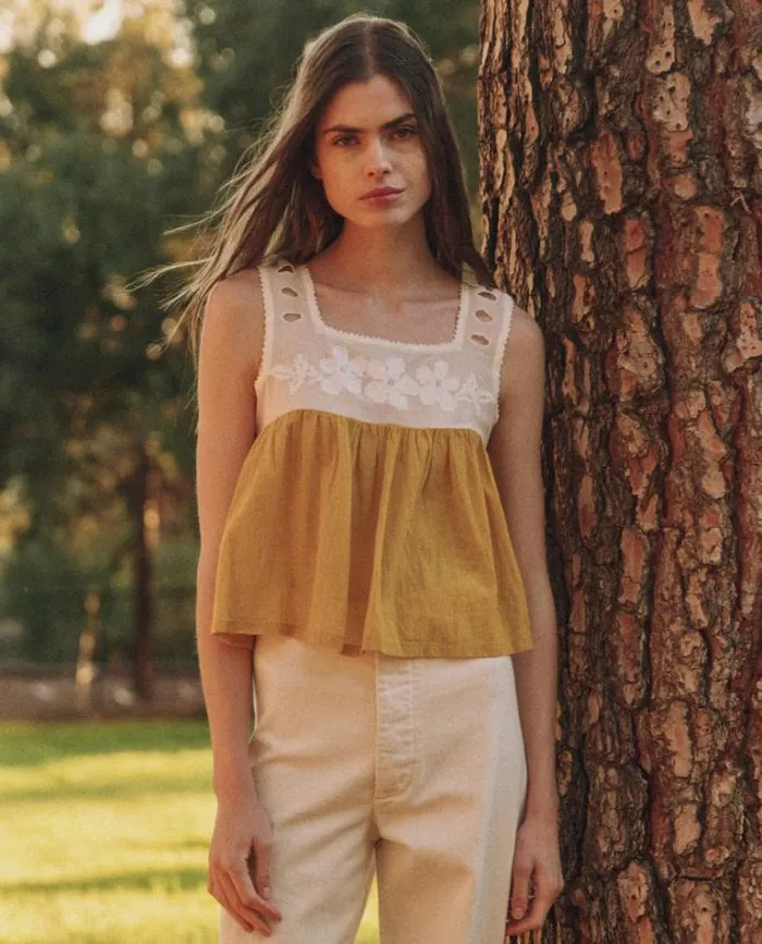 Tops Women039s The Great The Whimsy Top Cream And Straw