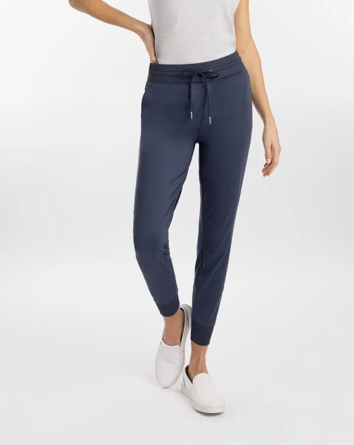 Women All Bottoms TravisMathew BONDI BLISS JOGGER Mood Indigo