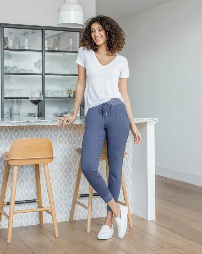 Women All Bottoms TravisMathew BONDI BLISS JOGGER Mood Indigo