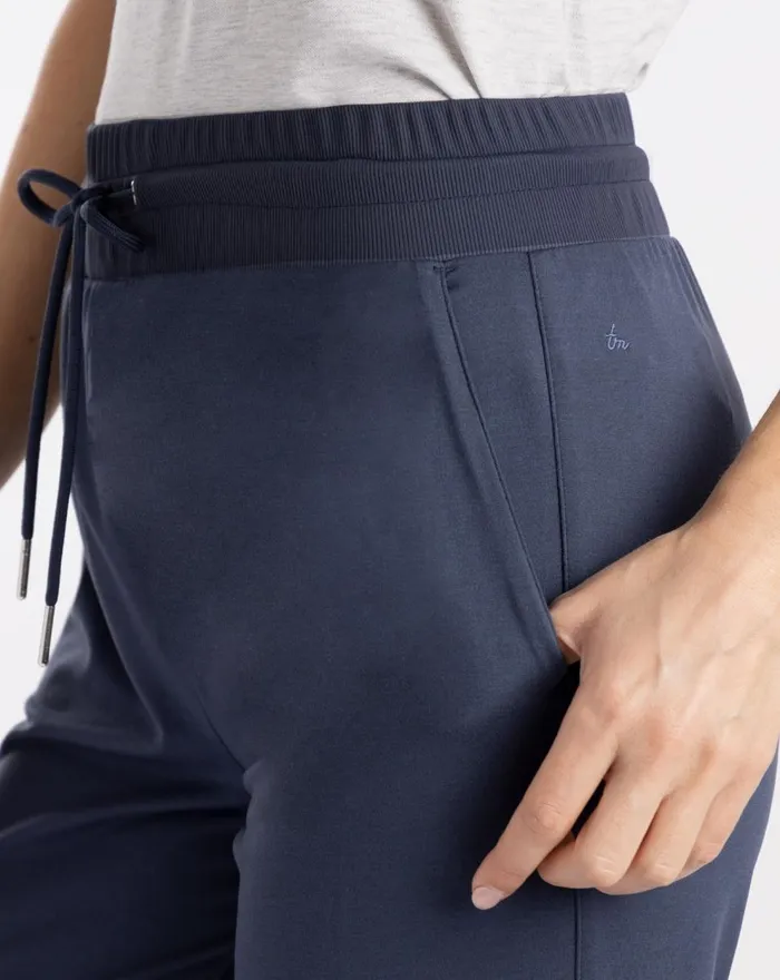 Women All Bottoms TravisMathew BONDI BLISS JOGGER Mood Indigo
