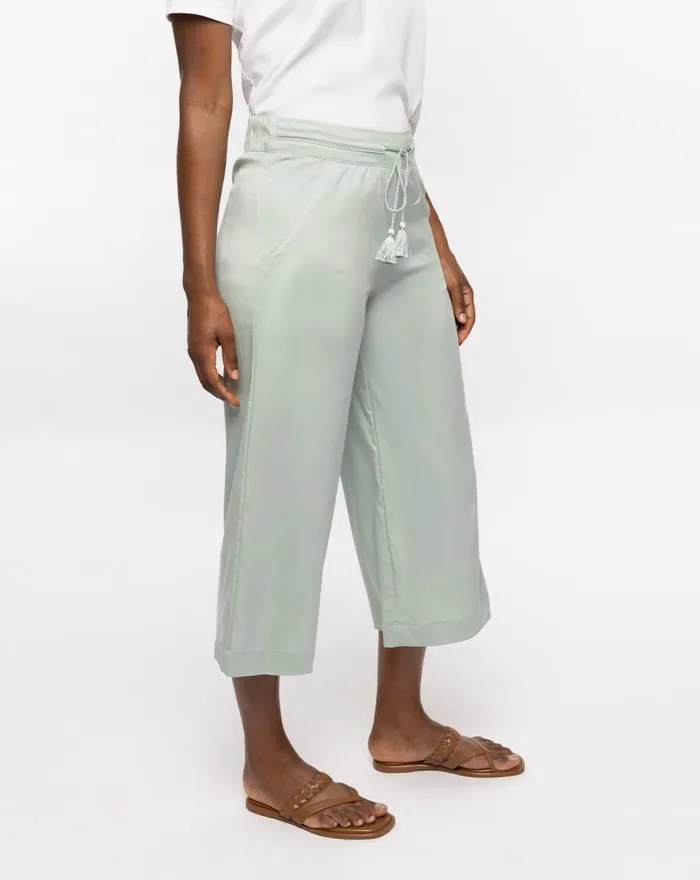 Women All Bottoms TravisMathew CAPRI TIE FRONT PANT Jade