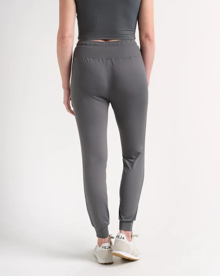 Women All Bottoms TravisMathew LONG LUNCH JOGGER Thunderstorm