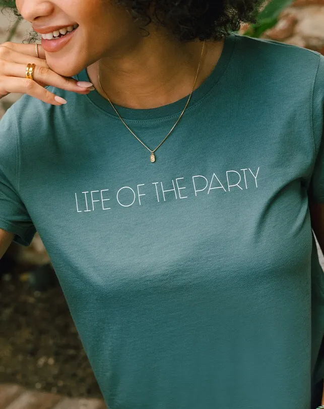 Women All Tops TravisMathew BUENOS AIRES GRAPHIC TEE North Atlantic