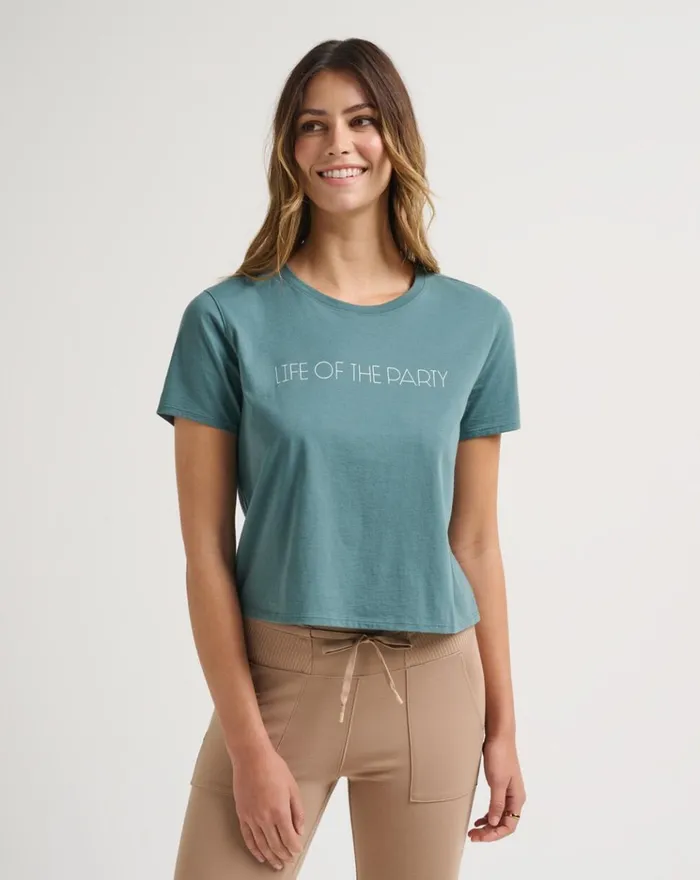 Women All Tops TravisMathew BUENOS AIRES GRAPHIC TEE North Atlantic