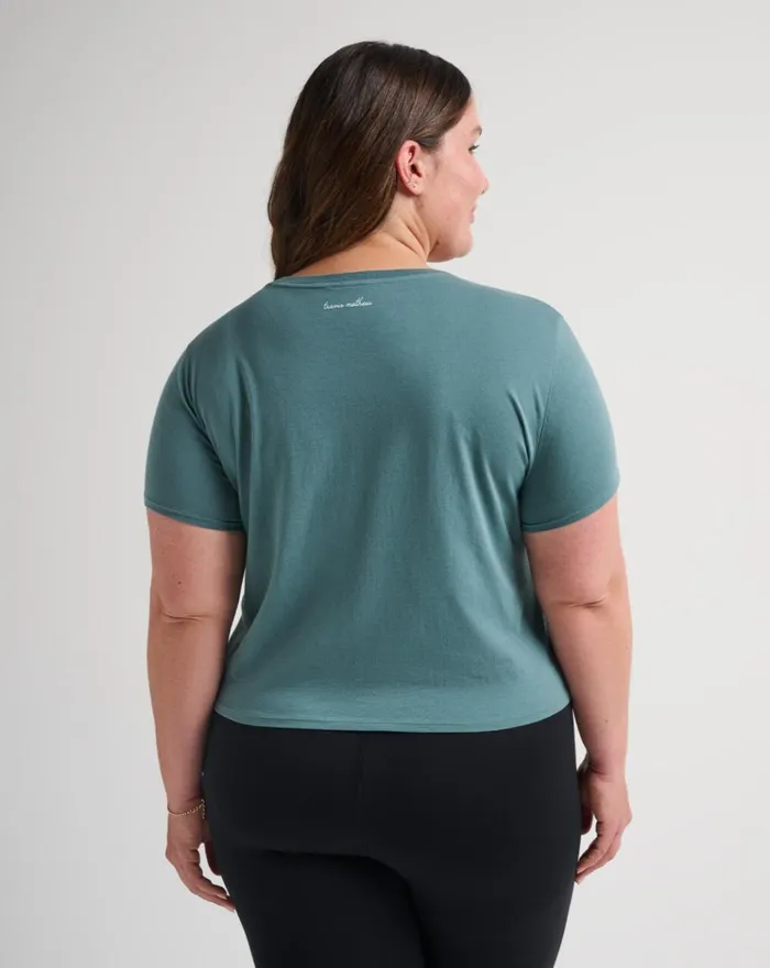 Women All Tops TravisMathew BUENOS AIRES GRAPHIC TEE North Atlantic