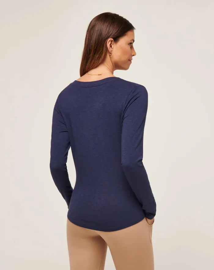 Women All Tops TravisMathew CLOUD JERSEY HENLEY Navy