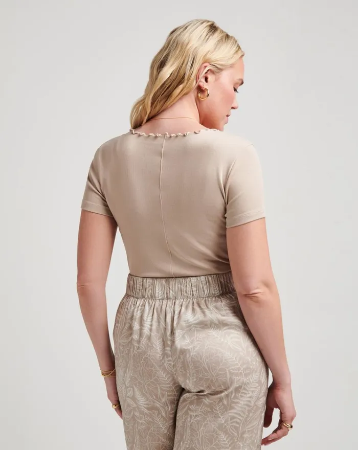 Women All Tops TravisMathew FIZZY DRINK CLOUD RIBBED TOP Atmosphere