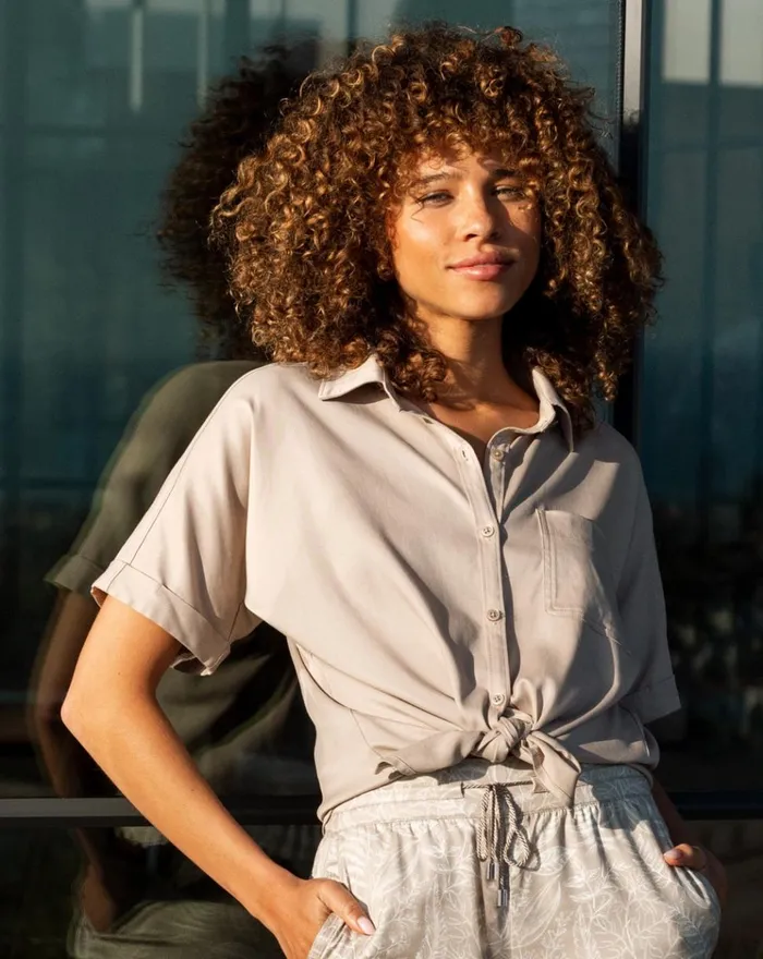 Women All Tops TravisMathew SEASIDE BLISS TIE FRONT TOP Atmosphere