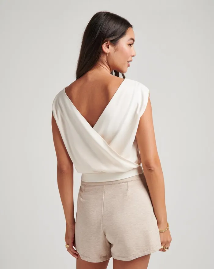 Women All Tops TravisMathew SHORELINE TOP Eggnog