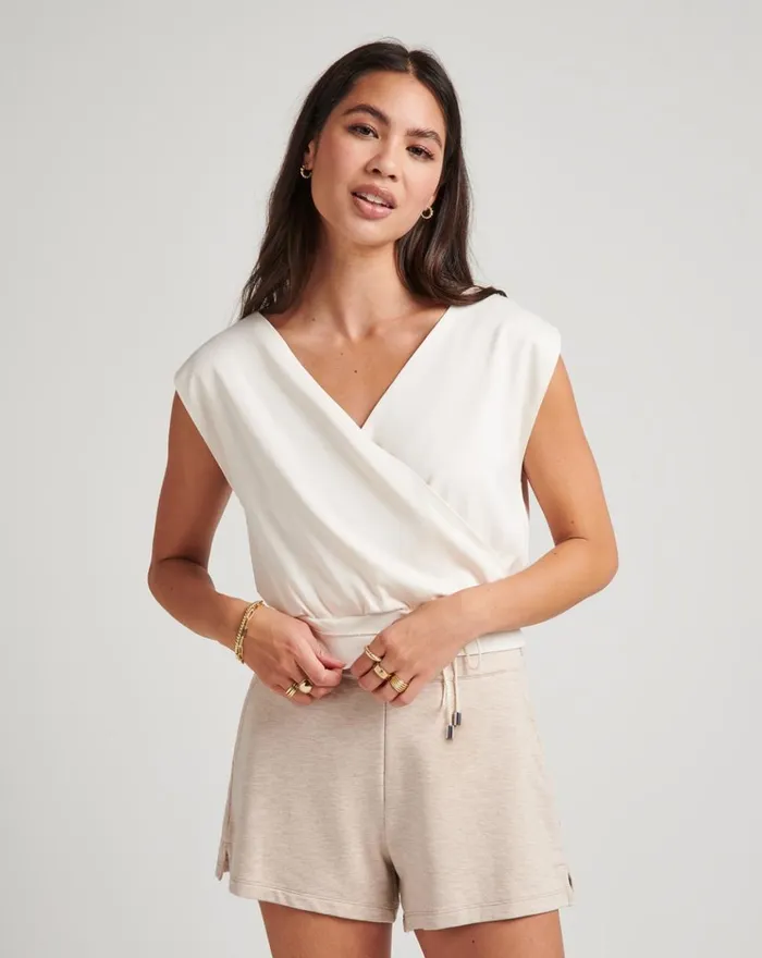 Women All Tops TravisMathew SHORELINE TOP Eggnog
