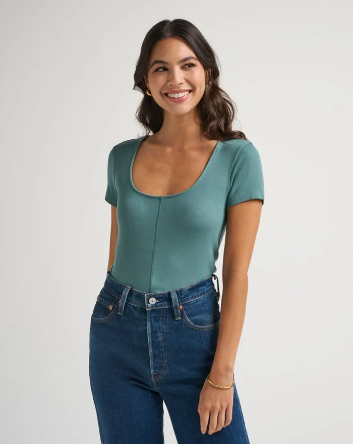 Women All Tops TravisMathew TRANQUILITY CLOUD RIBBED TOP North Atlantic