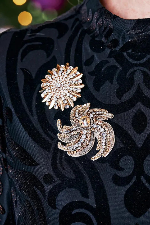 Women Juliana Flower Burst Brooch Gold Soft Surroundings Jewelry Women Juliana Flower Burst Brooch Gold Soft Surroundings Jewelry