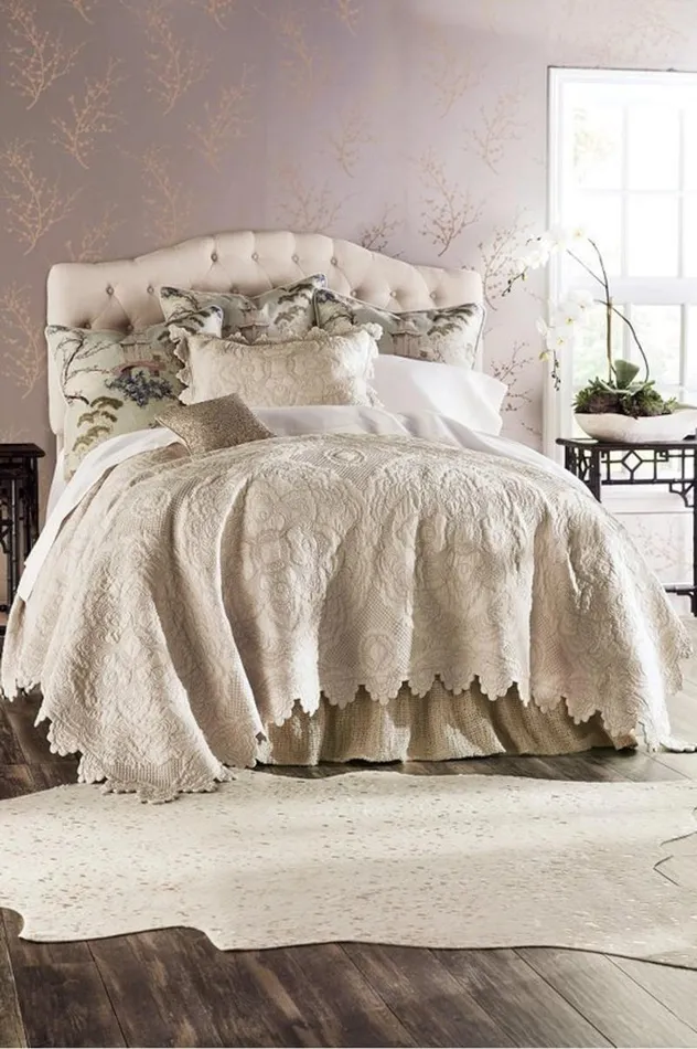 Women Marguerite Scalloped Quilt Gardenia Soft Surroundings Bedding Women Marguerite Scalloped Quilt Gardenia Soft Surroundings Bedding