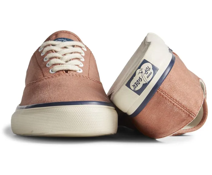 WomenMen Unisex Cloud CVO Deck Sneaker Washed Red Sperry Sneakers