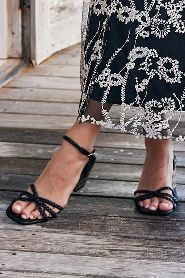 Women Seychelles Cater To You Sandal Black Soft Surroundings Shoes Women Seychelles Cater To You Sandal Black Soft Surroundings Shoes