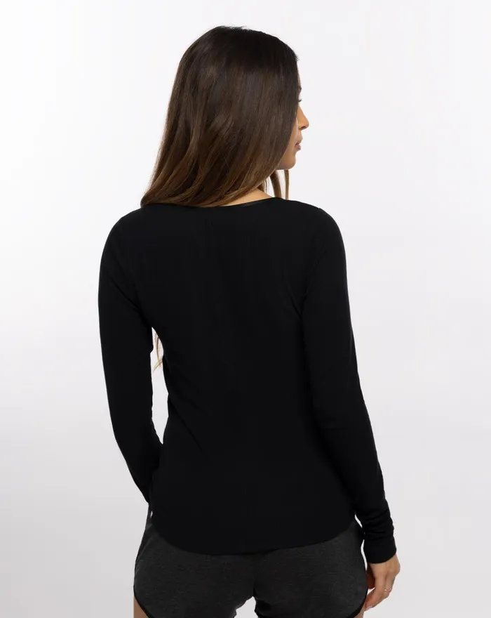 Women Shirts and Tops TravisMathew FAVORITE DAY LONG SLEEVE VNECK TOP Black
