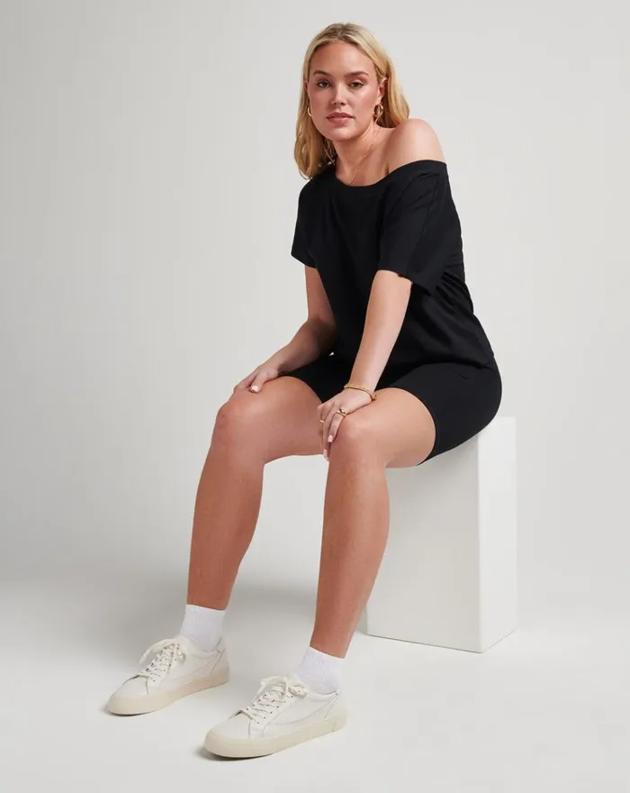 Women Shorts TravisMathew ATHENS PONTE SHORT Black
