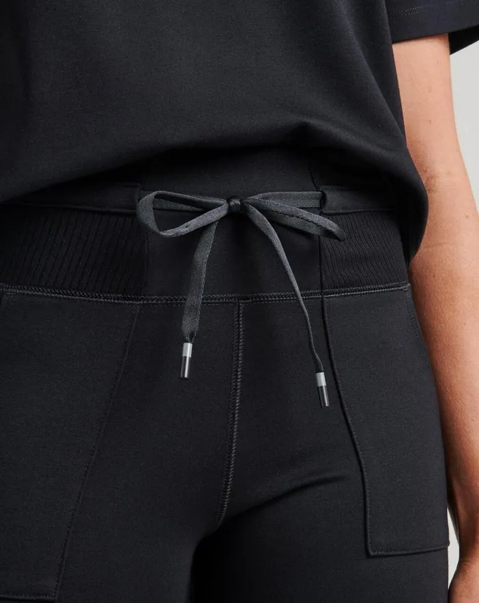 Women Shorts TravisMathew ATHENS PONTE SHORT Black