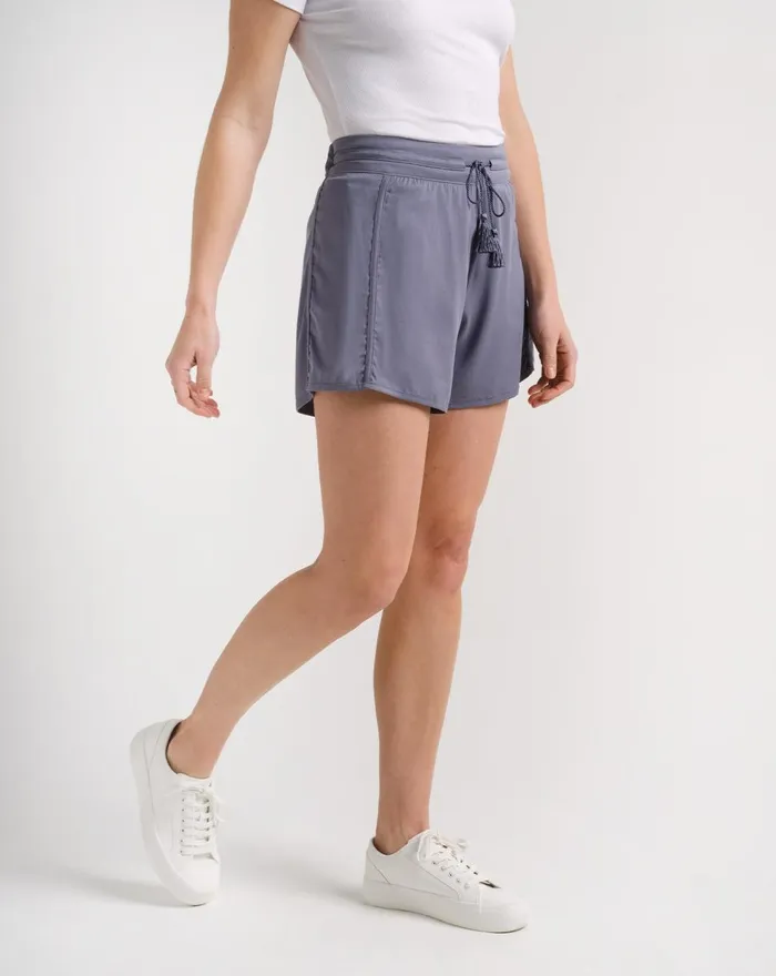 Women Shorts TravisMathew OUT TO SEA SHORT Folkstone