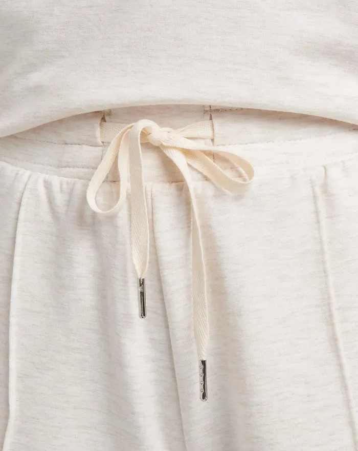Women Shorts TravisMathew SALT IN THE AIR CLOUD FRENCH TERRY SHORT Heather Eggnog